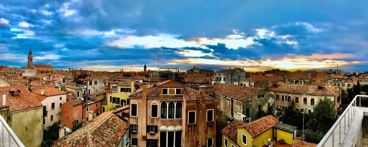 Suite Falier- Luminosa Venezia Apartment