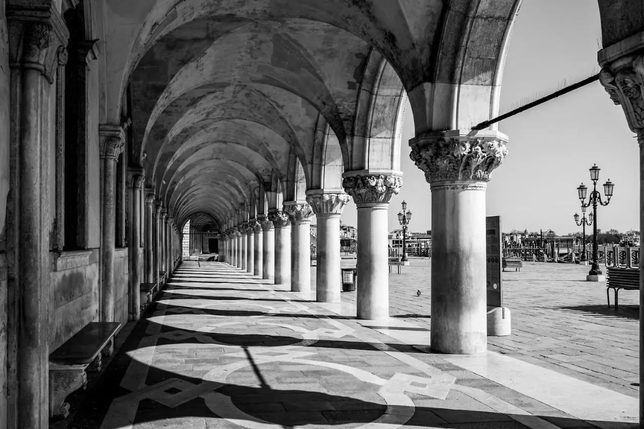 Lägenhet Suite Falier- Luminosa Venezia
